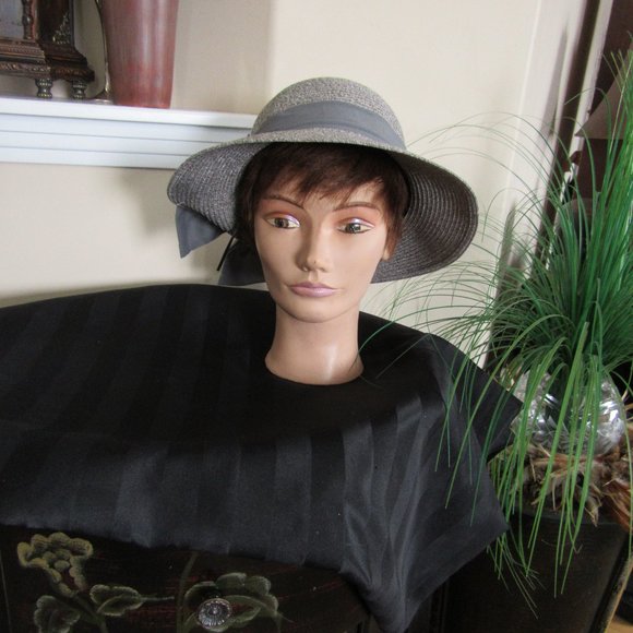 Adjustable Ladies fancy woven hats - Nice Bow - Picture 5 of 7